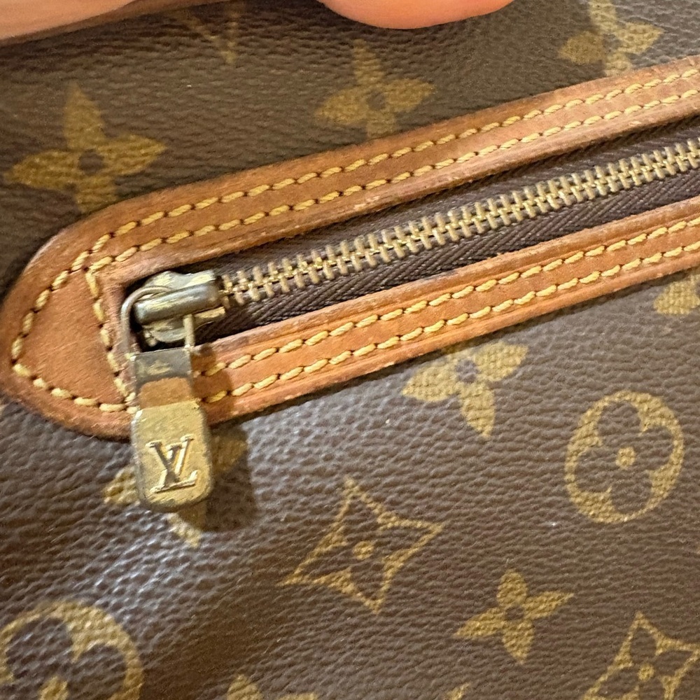 Louis Vuitton Monogram‎ Canvas Cosmetic Pouch Clutch Wristlet Bag - Picture 3 of 16